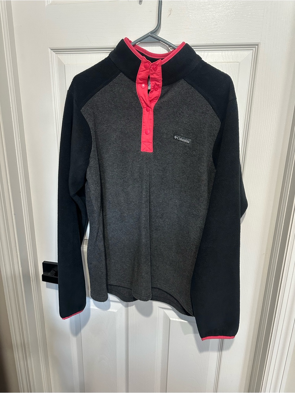 Columbia Women's Charcoal Gray and Pink Snap-Front Fleece Pullover